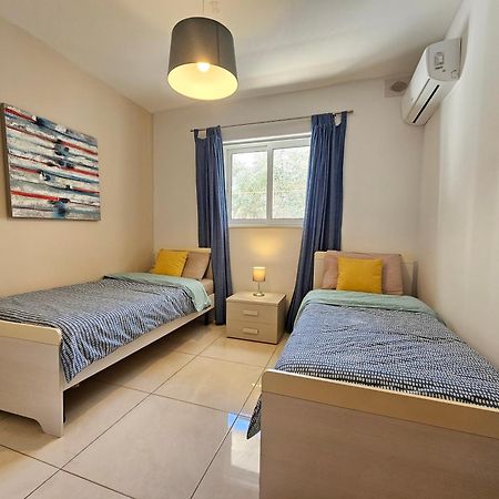 Bugibba Sealine Apartment St. Paul's Bay Exterior foto